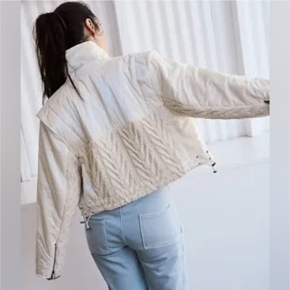 Free People Off White Cable Knit Puffer Jacket Zip up Size L - Picture 2 of 6